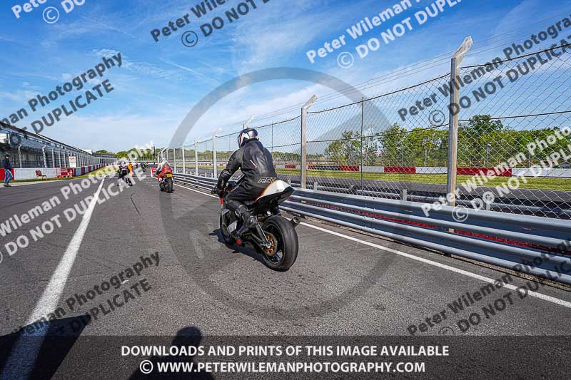 donington no limits trackday;donington park photographs;donington trackday photographs;no limits trackdays;peter wileman photography;trackday digital images;trackday photos